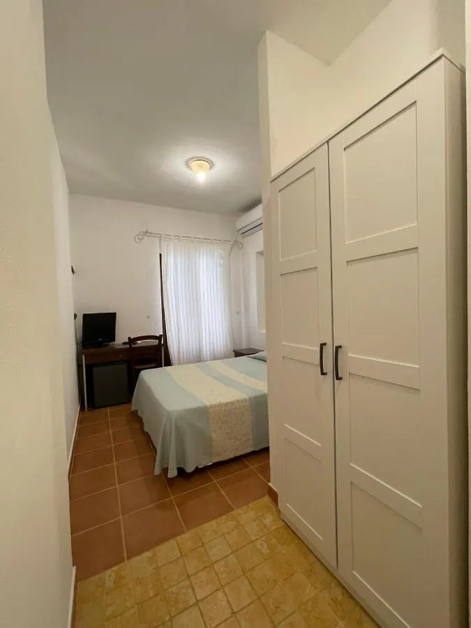 Hotel Cala Reale Stintino 3*,